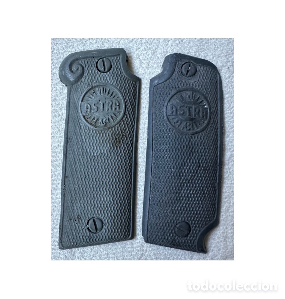 Militaria: Astra 400, cachas de recambio para la pistola.