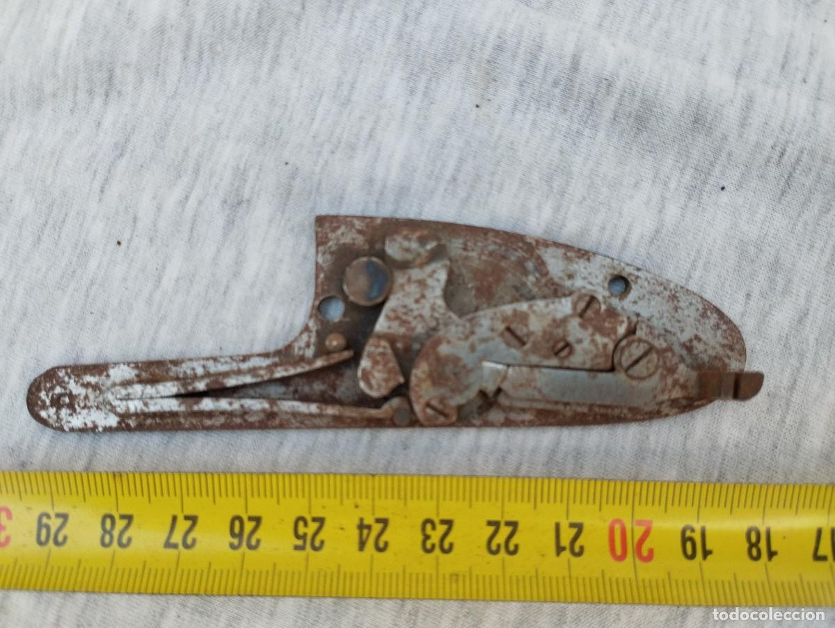 Militaria: pletina escopeta caza