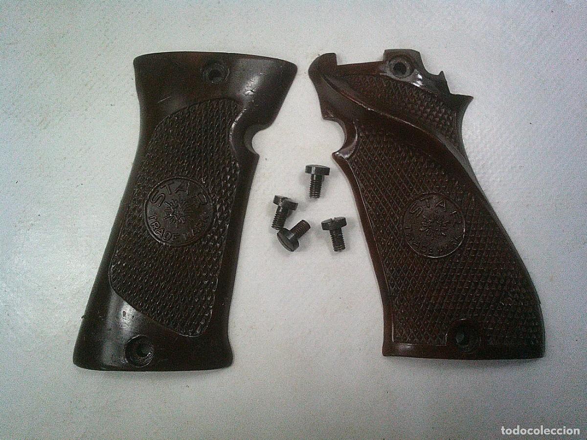 Militaria: CACHAS PISTOLA STAR FR SPORT CALIBRE 22 LR 22 LONG RIFLE CON CUATRO TORNILLOS ORIGINALES