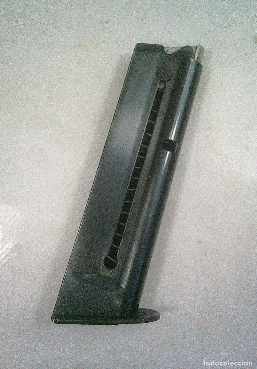 Militaria: CARGADOR DE LA PISTOLA ASTRA CONSTABLE 22 LR 22 LONG RIFLE PAVONADO ORIGINAL