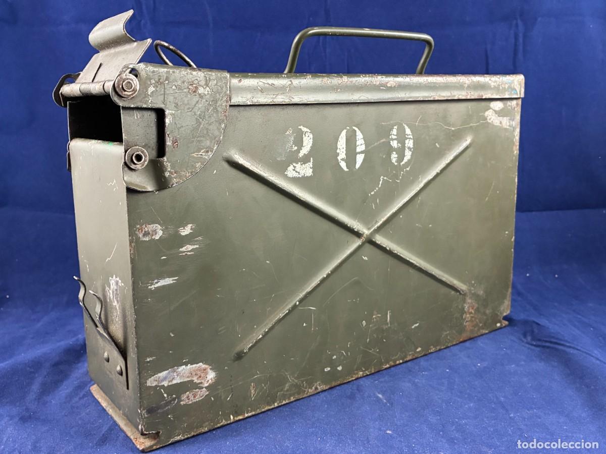Militaria: Caja munici&oacute;n militar met&aacute;lica verde c.1970 Ej&eacute;rcito usada buen estado