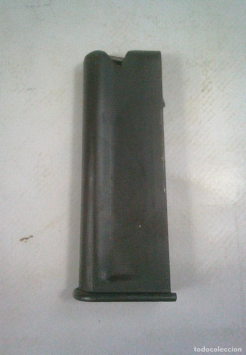 Militaria: CARGADOR DE LA CARABINA ONENA DE 22 LR 22 LONG RIFLE