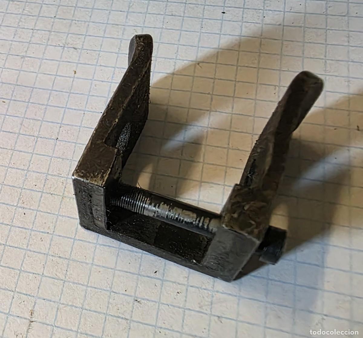 Militaria: Cubre punto de mira, para ZB37