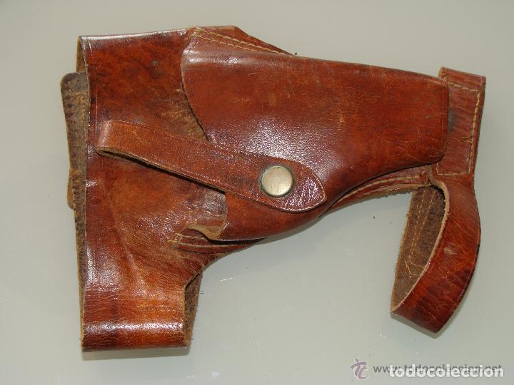 Militaria: RESERVADO WehrmanMilitaria PISTOLERA. FUNDA DE PISTOLA PARA PIERNA. CUERO.