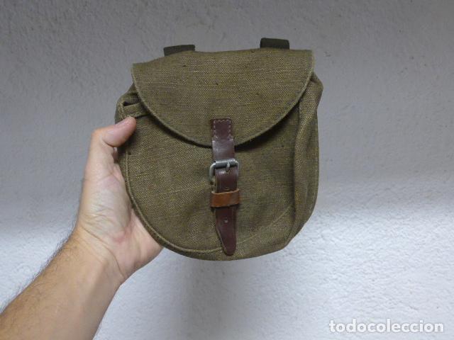 Militaria: Antiguo portacargador ruso original, tipo II Guerra Mundial. URSS comunista.