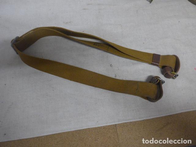 Militaria: Antigua correa de fusil ruso a identificar, seguramente de mosin nagant. II Guerra Mundial ?