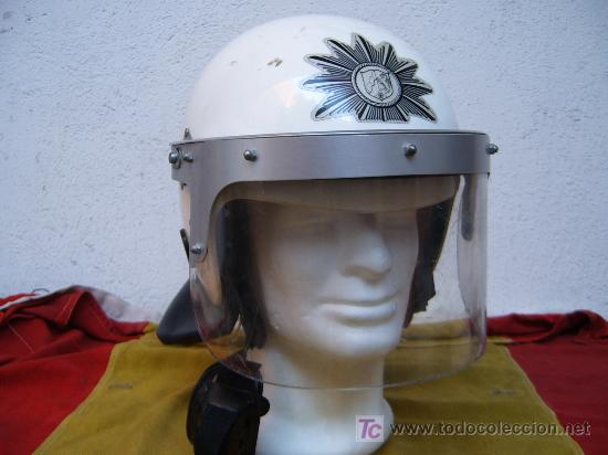 Militaria: CASCO ALEMAN DE POLICIA - Foto 1