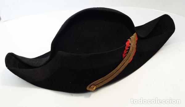Militaria: Bicornio con la caja original - Foto 2