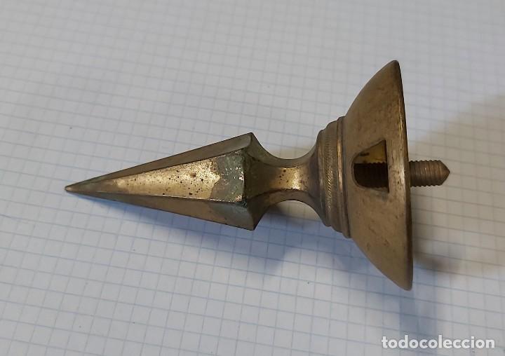 Militaria: Pincho de salacot - Foto 1