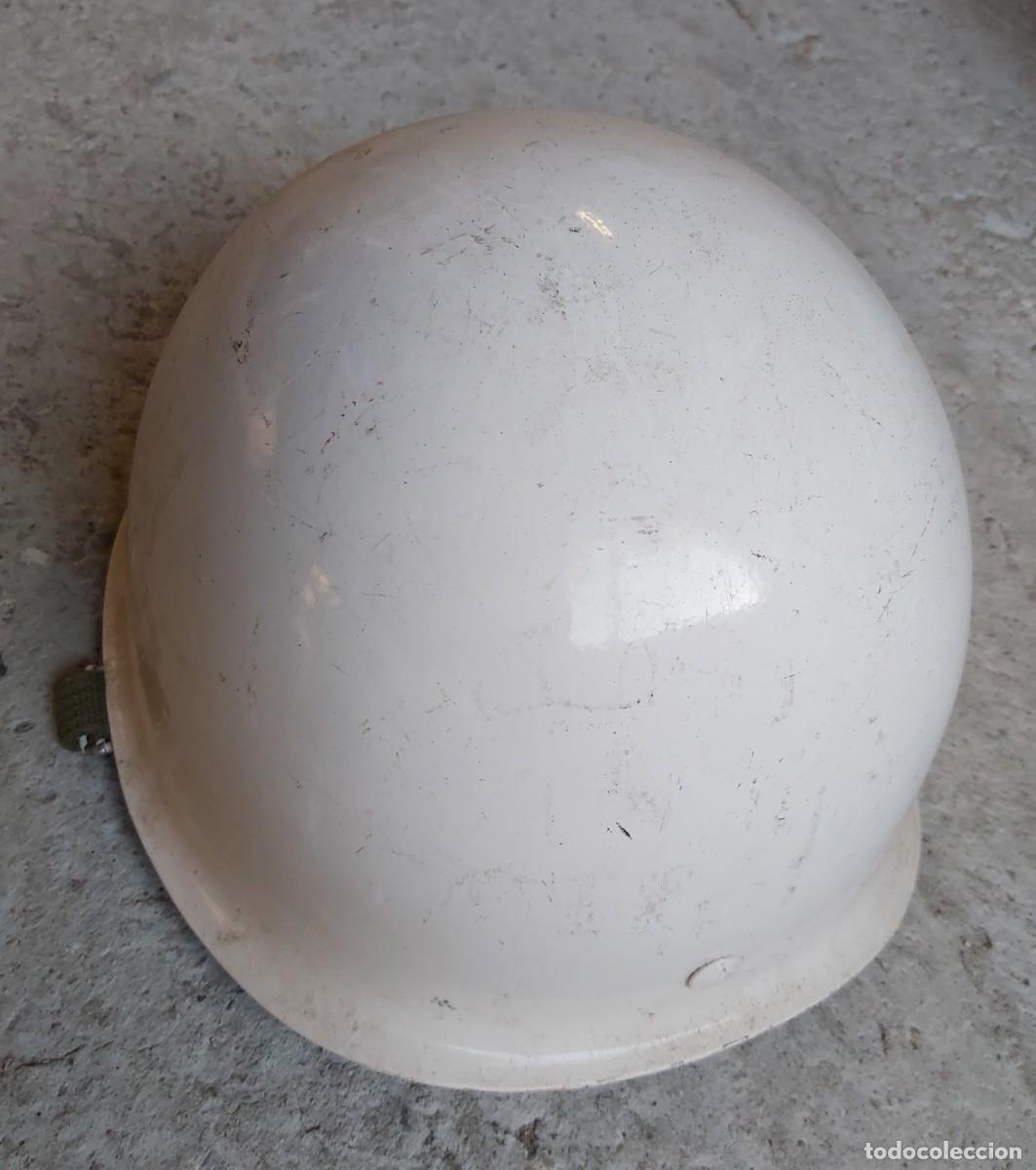 Militaria: Casco de la PM, sin interior - Foto 2