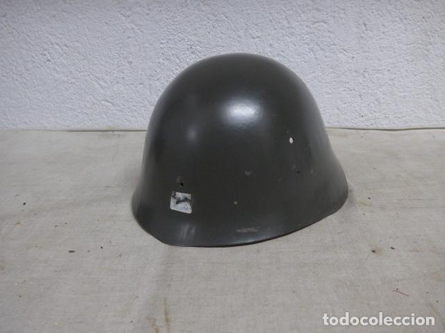 Militaria: Antiguo casco original. - Foto 1