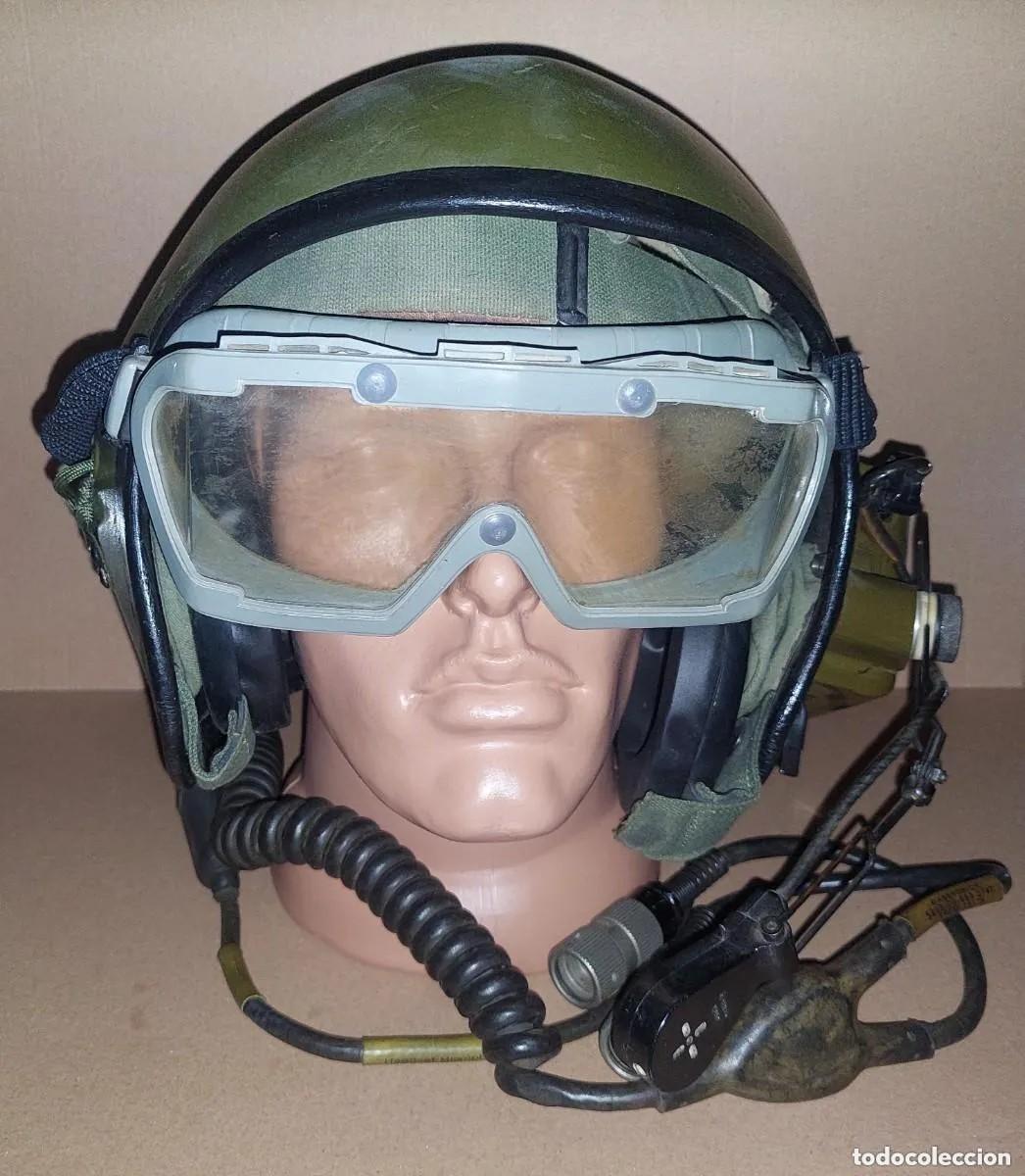 Militaria: CASCO DEL EJ&Eacute;RCITO ESPA&Ntilde;OL. CARROS DE COMBATE - Foto 1