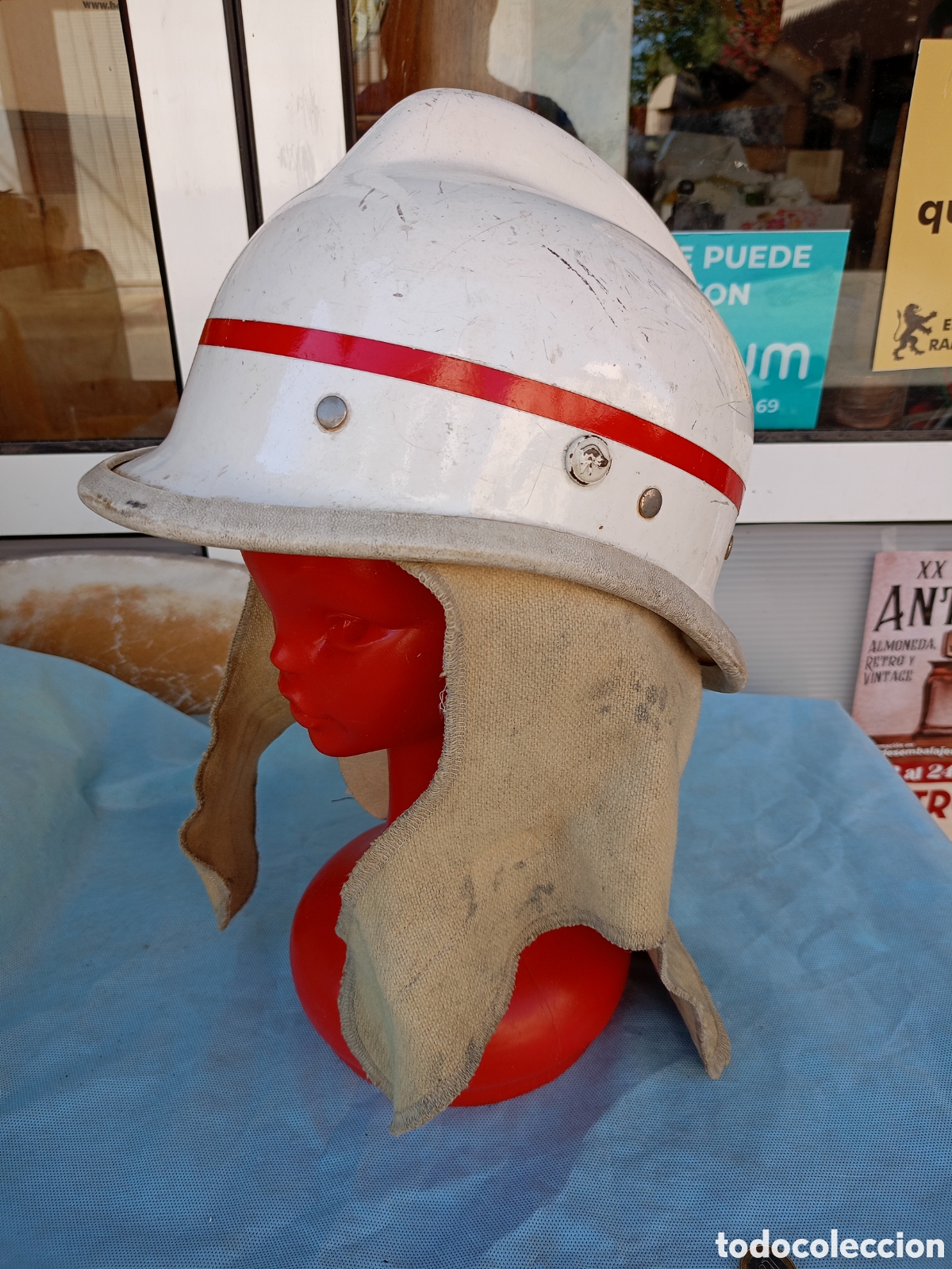 Militaria: CASCO DE BOMBEROS INNOVA 2000 - Foto 1