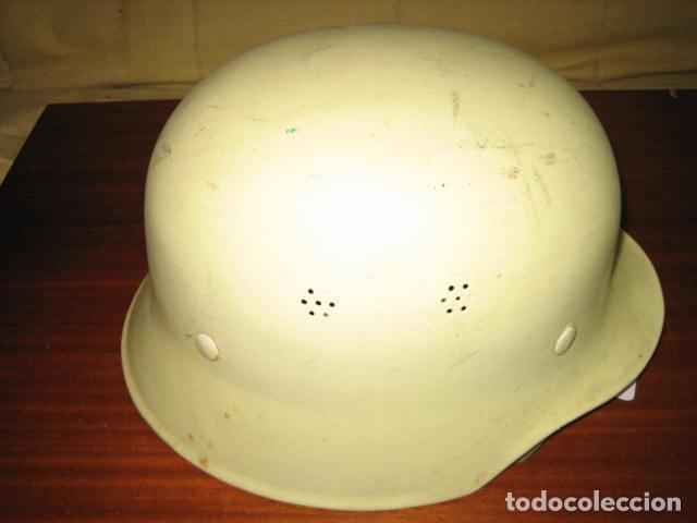 Militaria: Casco de bombero aleman - Foto 3