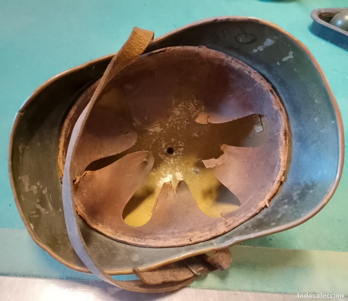 Militaria: Antiguo casco de bombero - Foto 4