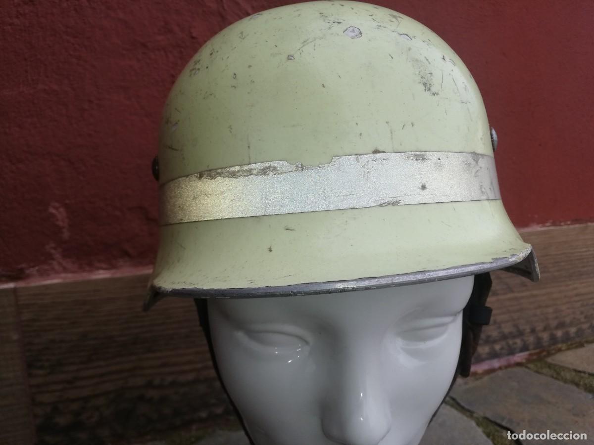Militaria: Casco alem&aacute;n de bombero M34 - Foto 11