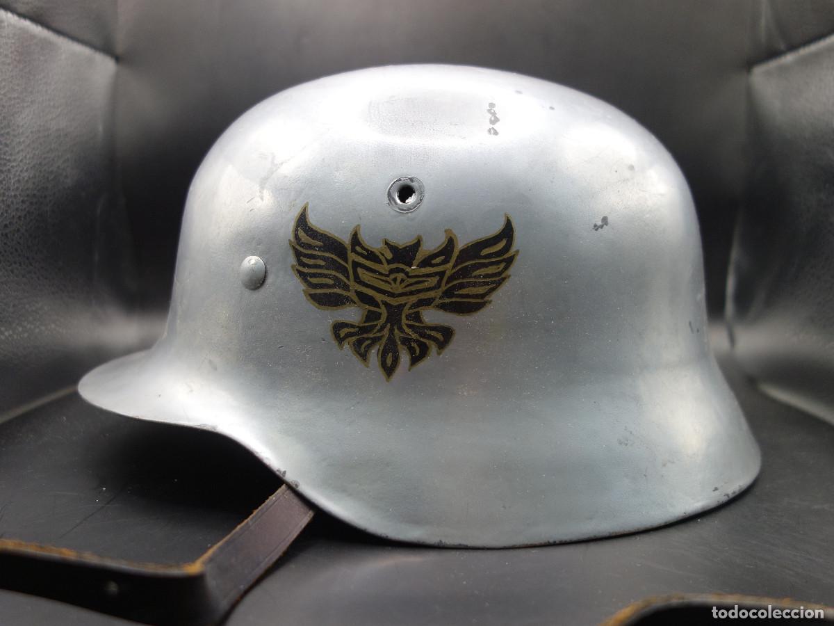 Militaria: CASCO POSIBLEMENTE ALEMAN DE LA 2&ordf; GUERRA MUNDIAL