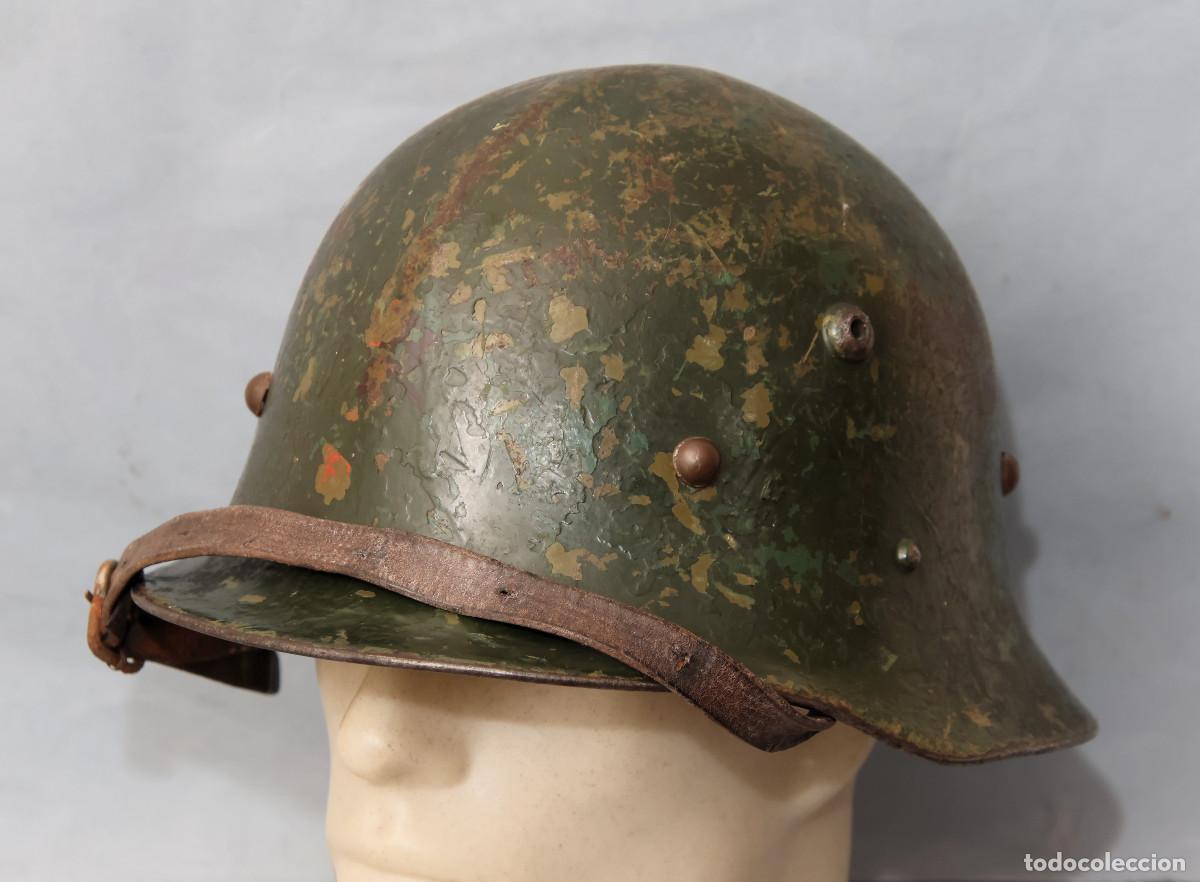 Militaria: Casco militar b&uacute;lgaro de la Segunda Guerra Mundial. Modelo 36.