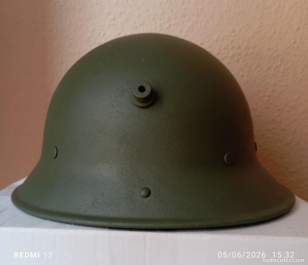 Militaria: Antiguo casco alem&aacute;n acero