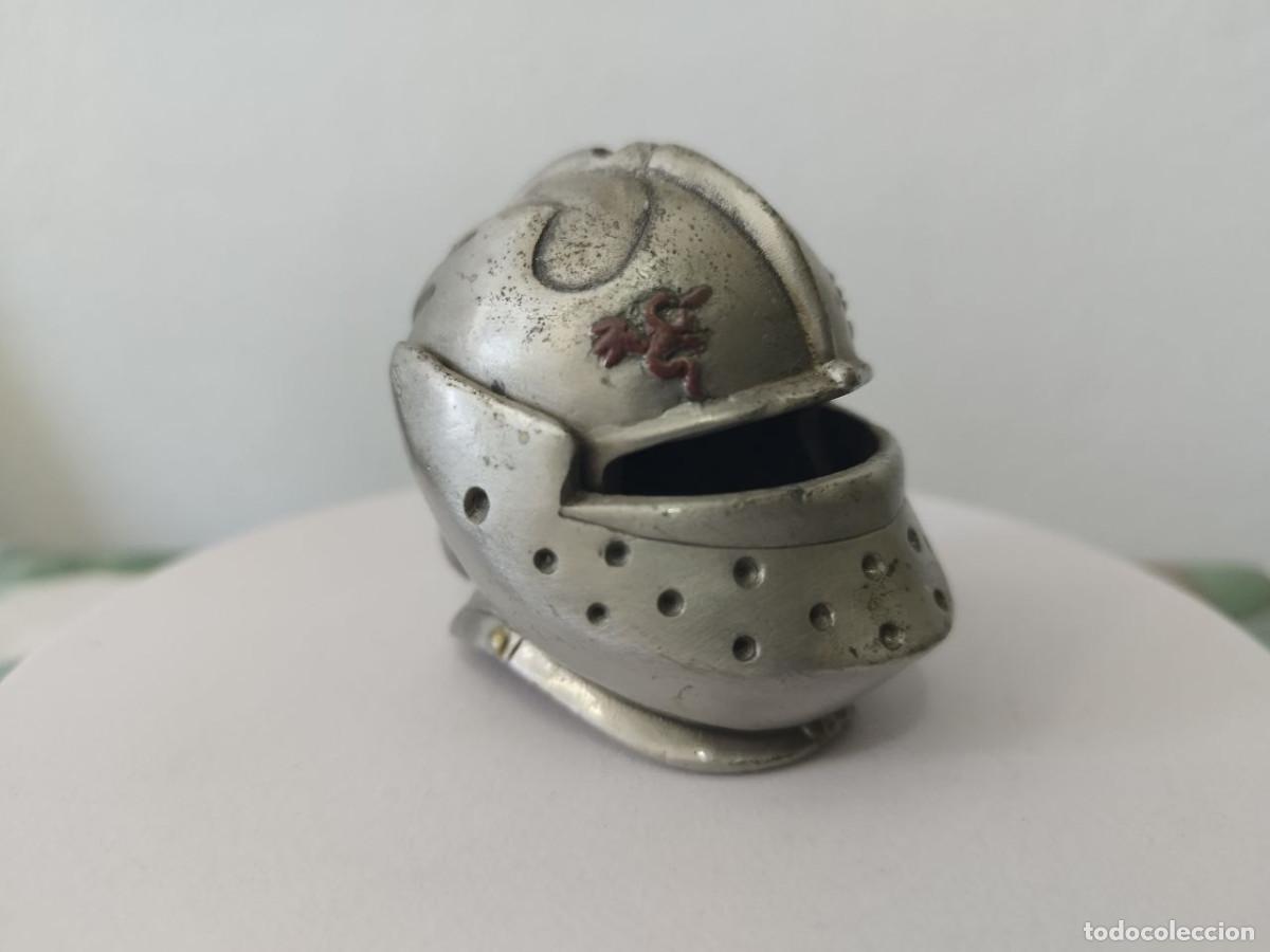 Militaria: Reproducci&oacute;n del Casco de Carlos I de Espa&ntilde;a y V de Alemania Miniatura Colecci&oacute;n Salvat