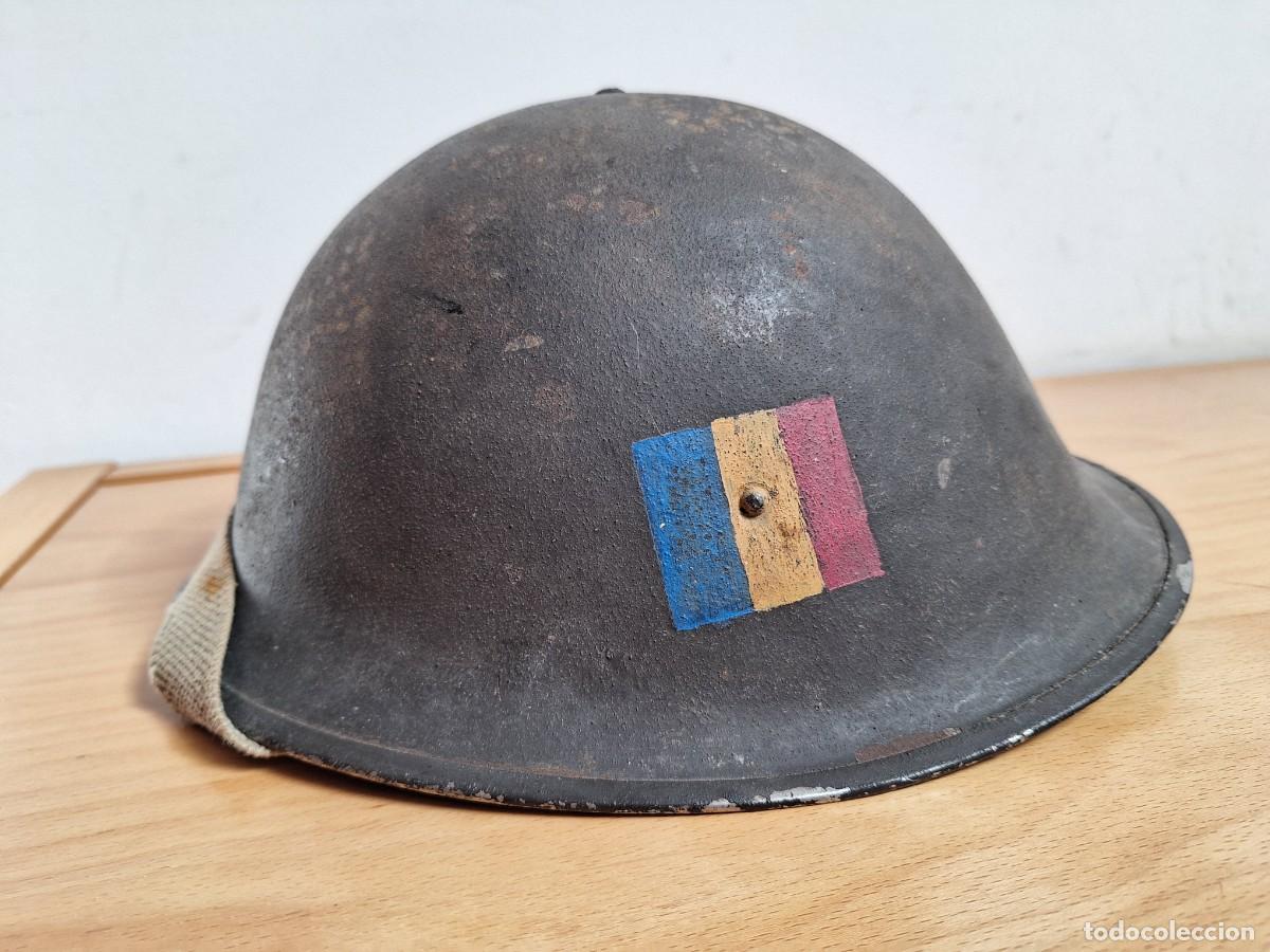 Militaria: Casco brit&aacute;nico MKIII 1944 con insignia REME Segunda Guerra Mundial