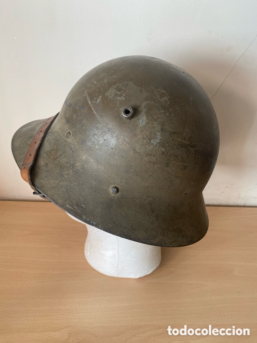 Militaria: Casco checo Guerra Civil