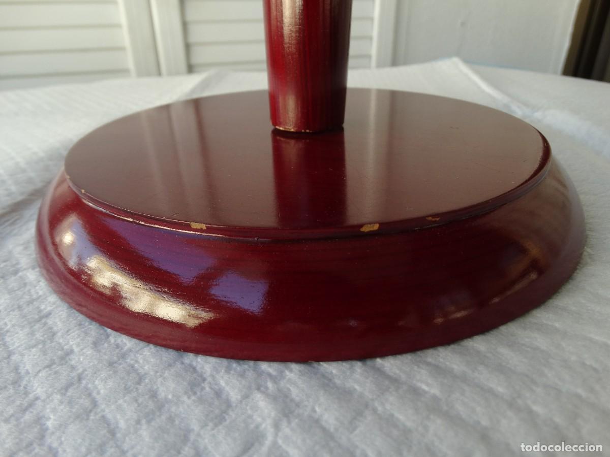 Militaria: SOPORTE DE MADERA PARA CASCOS - Foto 2