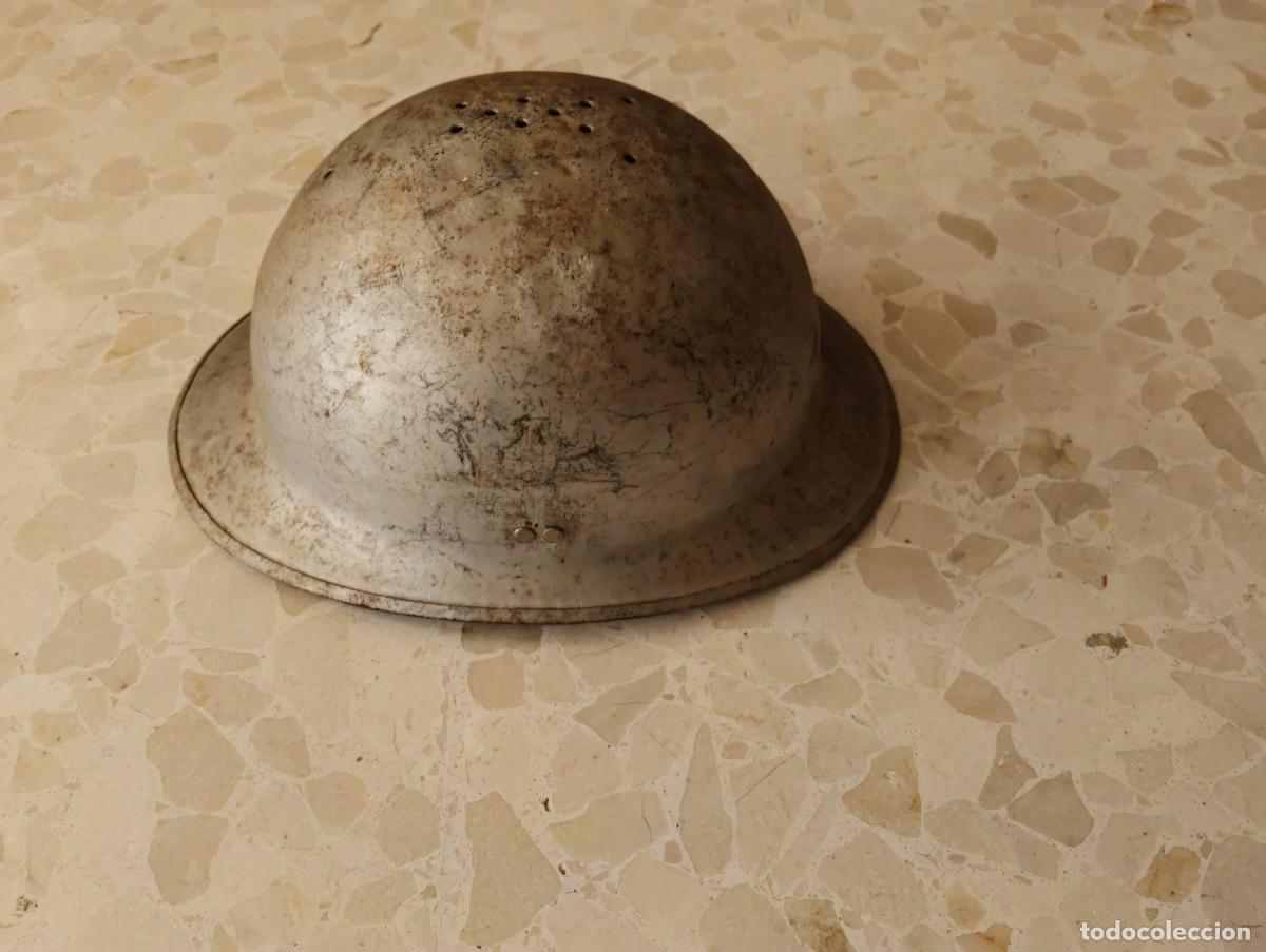 Militaria: ANTIGUO CASCO MILICIANO GUERRA CIVIL ESPA&Ntilde;OLA CON ALA PERIMETRAL - ESTILO INGLES