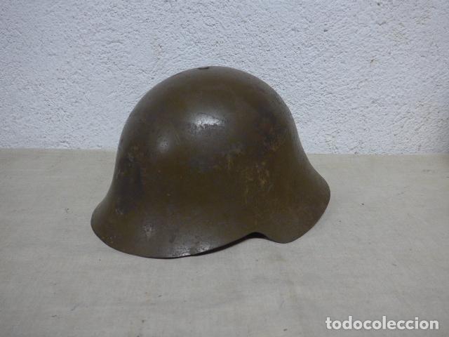 Militaria: Antiguo casco m-38 Aza&ntilde;a original y con interior, trubia, guerra civil.