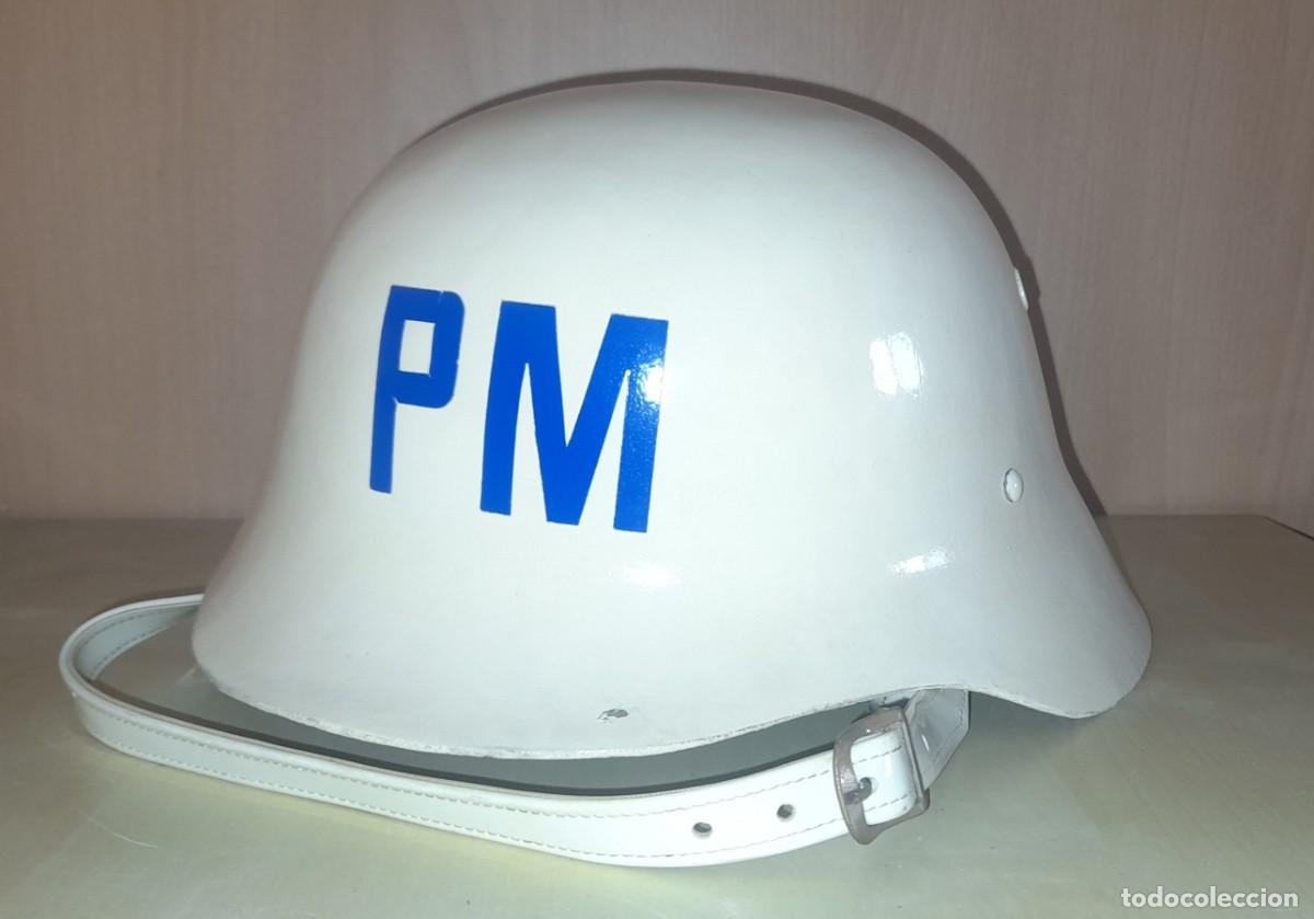 Militaria: Casco militar Z-42 cart&oacute;n PM Legi&oacute;n S&aacute;hara