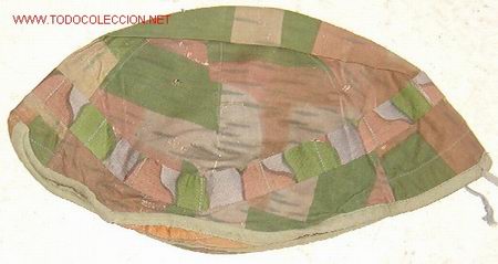 Militaria: Funda reversible para casco suizo. - Foto 1