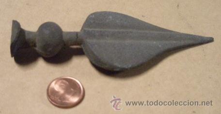 Militaria: Punta 10 ctms. de bronce - Foto 1
