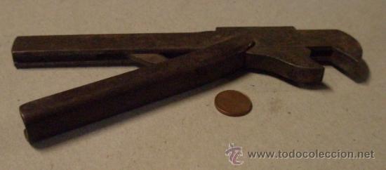 Militaria: Herramienta militar, tipo llave inglesa. - Foto 1