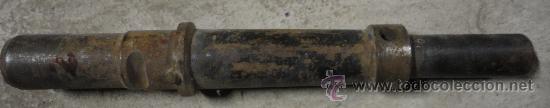 Militaria: Eje de rueda de ca&ntilde;&oacute;n, de 20 mm. - Foto 2