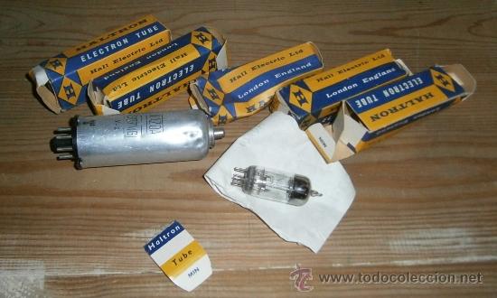 Militaria: Lote de 5 l&aacute;mparas con caja - Foto 1
