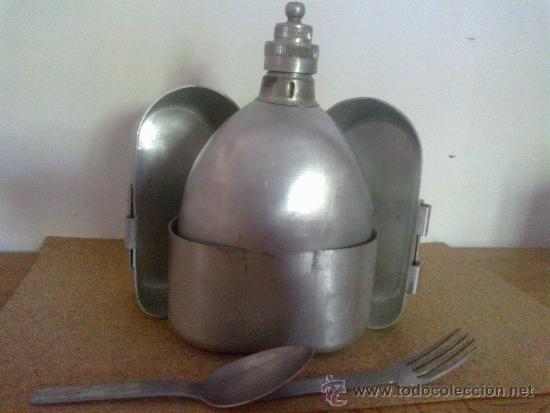 Militaria: ANTIGUA CANTIMPLORA  DE ALUMINIO CON PLATOS Y  CUBIERTOS - Foto 3
