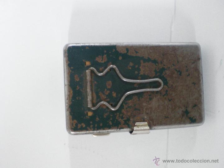 Militaria: Linterna de petaca militar - Foto 2
