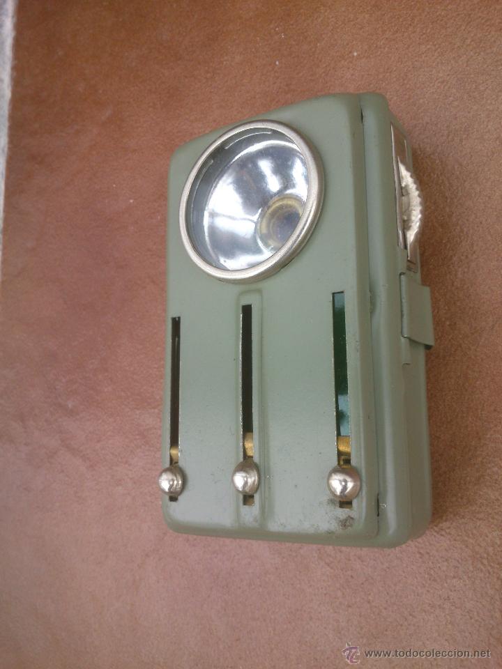 Militaria: LINTERNA MILITAR DE SE&Ntilde;ALES.EJERCITO. - Foto 2