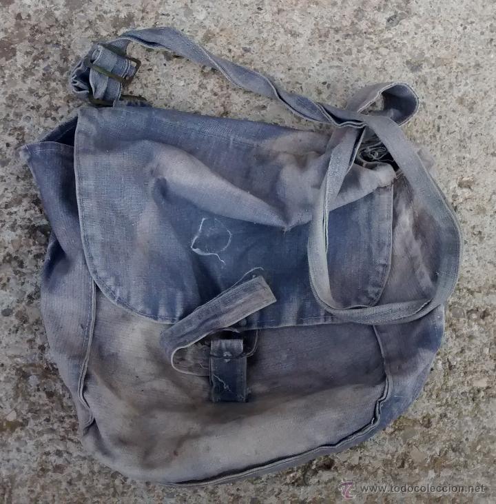 Militaria: Macuto azul de miliciano - Foto 1