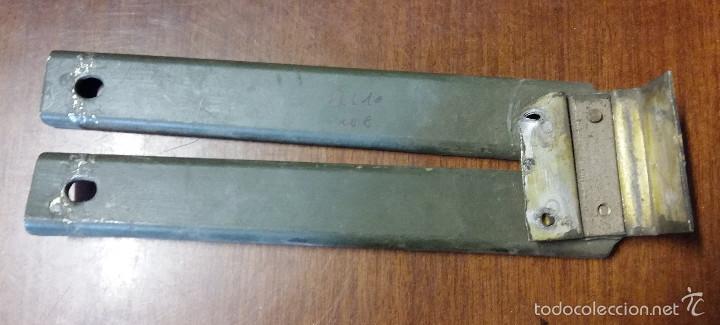 Militaria: Patas de base de PRC 10 (lo que se ve) - Foto 1