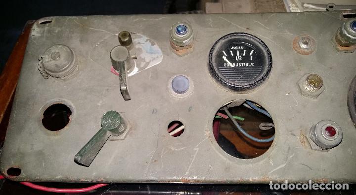 Militaria: Tablero de mando de veh&iacute;culo militar - Foto 2