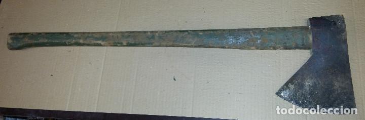 Militaria: Hacha con marcaje de Ingenieros - Foto 3