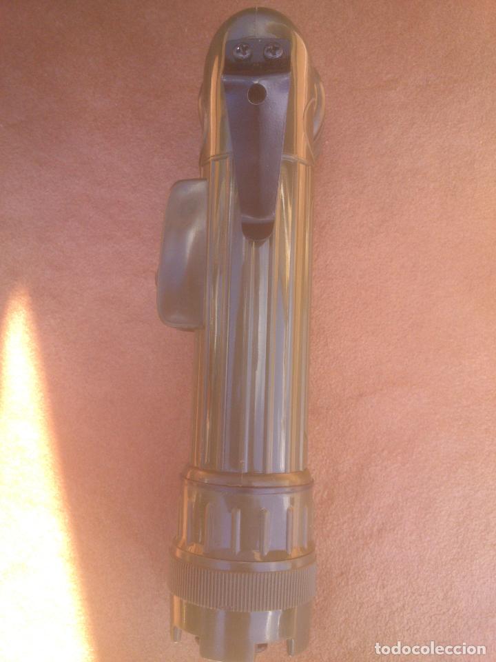 Militaria: Linterna del Ej&eacute;rcito de Tierra. - Foto 3