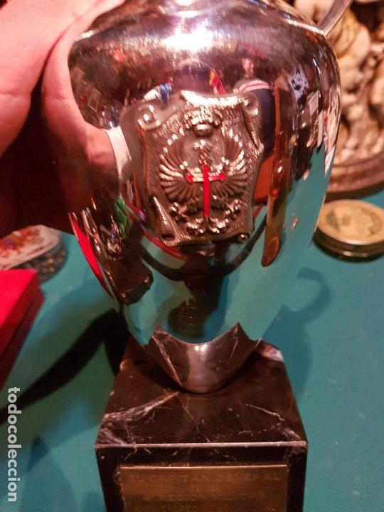 Militaria: ANTIGUO TROFEO MILITAR - Foto 3