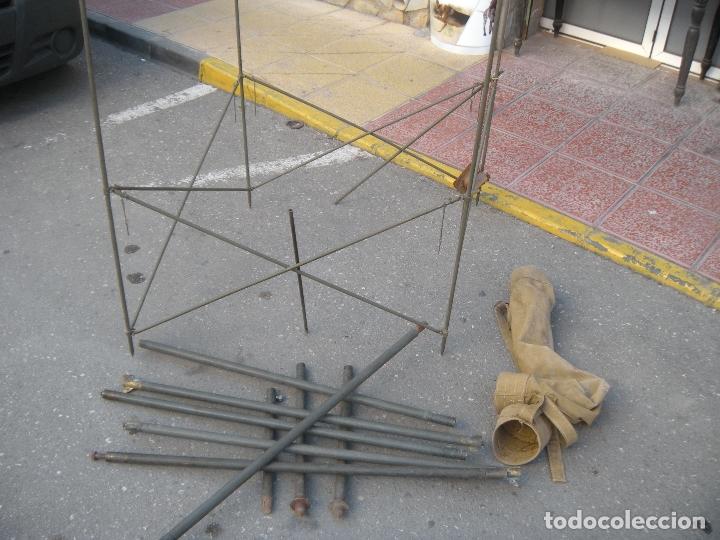 Militaria: ESTRUCTURA MILITAR CON FUNDA. - Foto 2