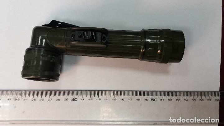Militaria: Linterna militar - Foto 3