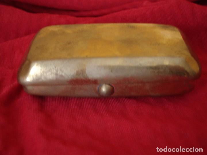Militaria: PITILLERA ANTIGUA DE LATON - Foto 2