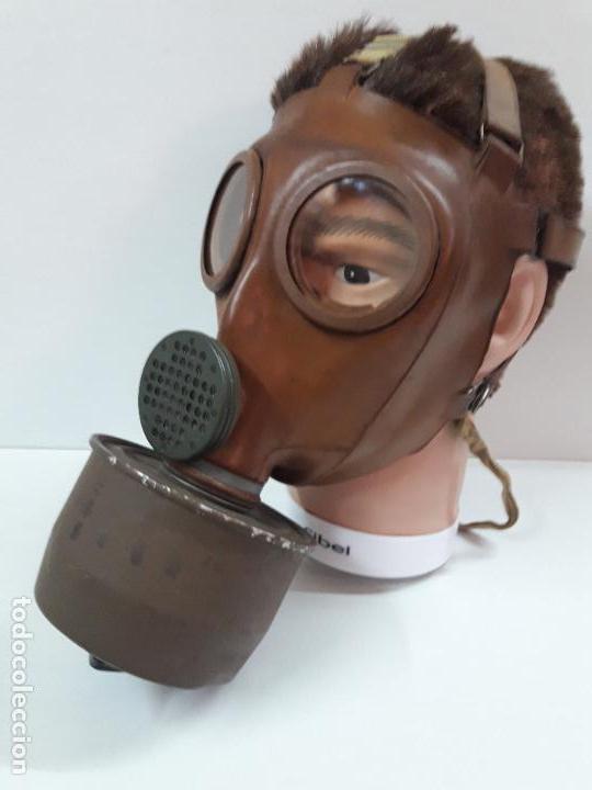 Militaria: MASCARA DE GAS CON SU BOTE - Foto 8