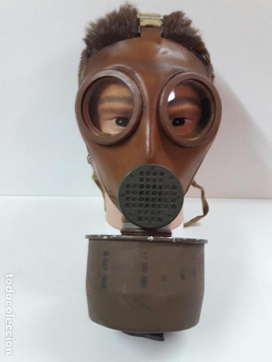 Militaria: MASCARA DE GAS CON SU BOTE - Foto 9