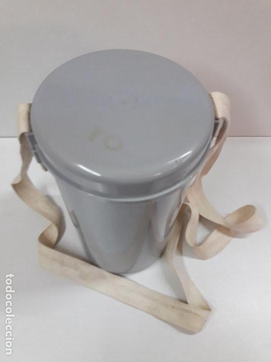 Militaria: MASCARA DE GAS CON SU BOTE - Foto 21